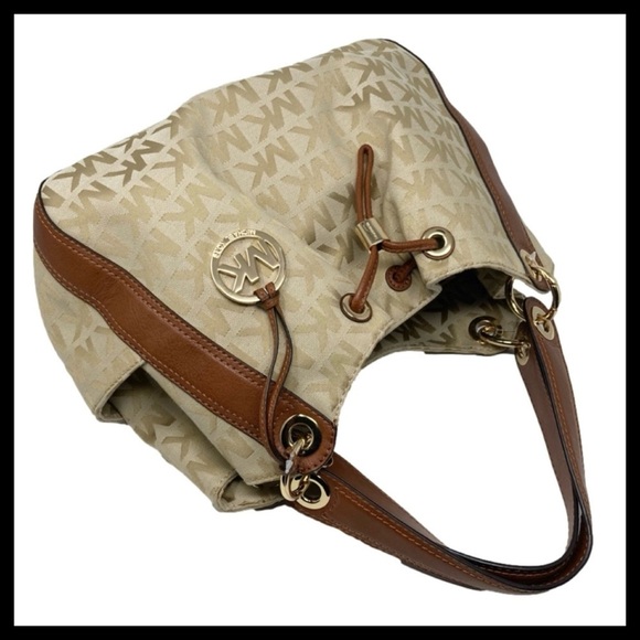 MICHAEL KORS Ludlow Shoulder Bag Signature Jacquard and Leather - Picture 4 of 16